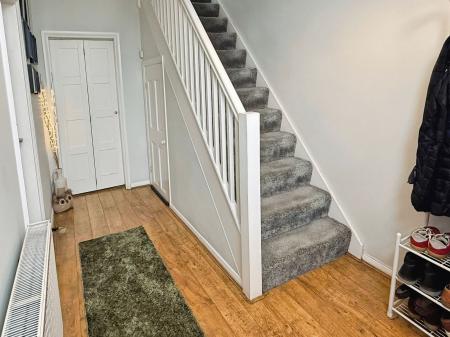 3 bedroom Semi-detached house for sale in Aylestone Drive, Leicester, LE2