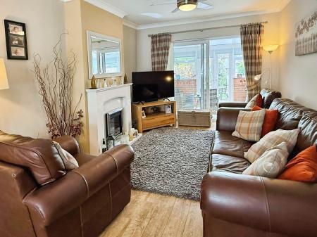 3 bedroom Semi-detached house for sale in Aylestone Drive, Leicester, LE2