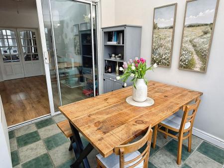 3 bedroom Semi-detached house for sale in Seaford Road, Leicester, LE2