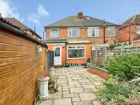3 bedroom Semi-detached house for sale in Seaford Road, Leicester, LE2