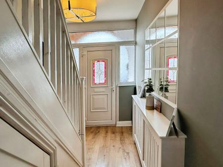 3 bedroom Semi-detached house for sale in Seaford Road, Leicester, LE2