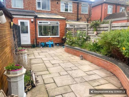3 bedroom Semi-detached house for sale in Seaford Road, Leicester, LE2