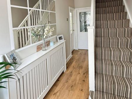 3 bedroom Semi-detached house for sale in Seaford Road, Leicester, LE2