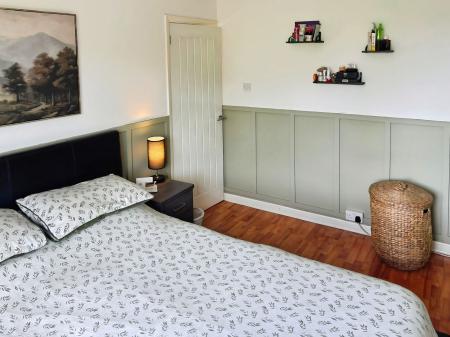 3 bedroom Semi-detached house for sale in Seaford Road, Leicester, LE2