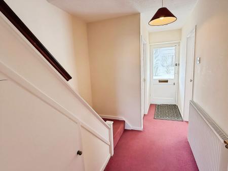 3 bedroom Detached house for sale in Fairstone Hill, Oadby, LE2