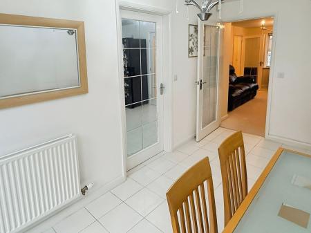 4 bedroom Detached house for sale in Copgrove Close, Hamilton, LE5