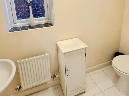 4 bedroom Detached house for sale in Copgrove Close, Hamilton, LE5