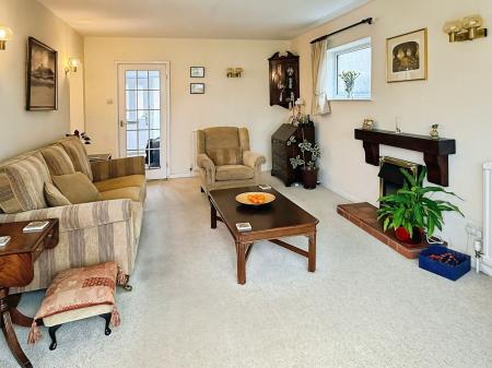 3 bedroom Detached house for sale in Coleman Road, Fleckney, LE8