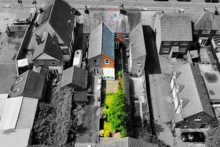 4 bedroom Terraced House for sale in Aylestone Road, Leicester, LE2