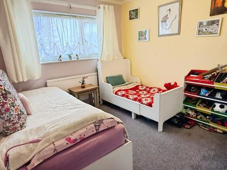 3 bedroom Terraced House for sale in Bowhill Grove, Leicester, LE5