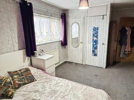 3 bedroom Terraced House for sale in Bowhill Grove, Leicester, LE5