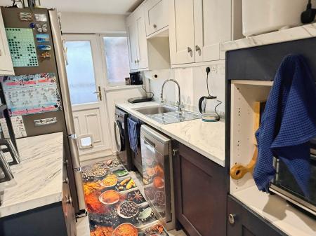 3 bedroom Terraced House for sale in Bowhill Grove, Leicester, LE5