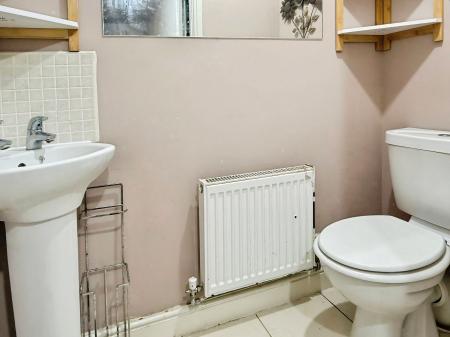 3 bedroom Terraced House for sale in Brompton Road, Hamilton, LE5