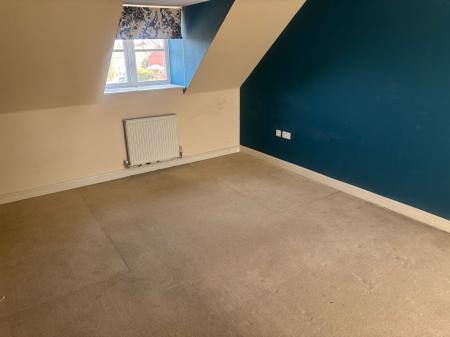 3 bedroom Terraced House for sale in Brompton Road, Hamilton, LE5