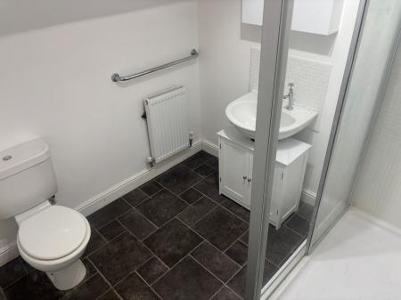 3 bedroom Terraced House for sale in Brompton Road, Hamilton, LE5