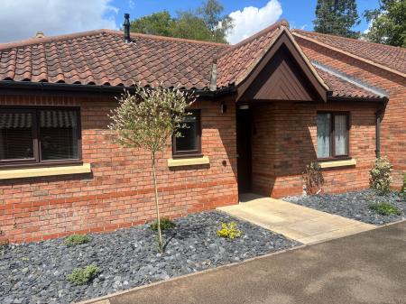 Honeywell Close, Oadby, LE2