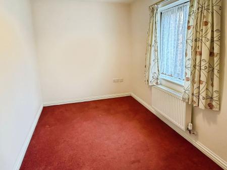 2 bedroom Terraced bungalow for sale in Honeywell Close, Oadby, LE2