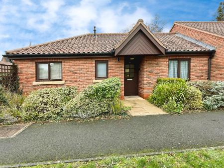 Honeywell Close, Oadby, LE2