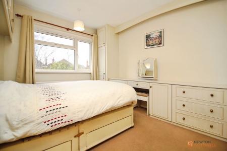 5 bedroom Detached house for sale in Chalvington Close, Leicester, LE5