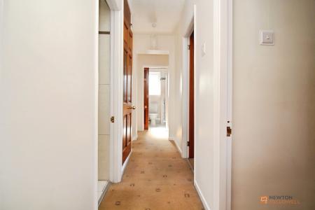 5 bedroom Detached house for sale in Chalvington Close, Leicester, LE5