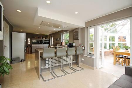 4 bedroom Detached house for sale in Devenports Hill, Bushby, LE7
