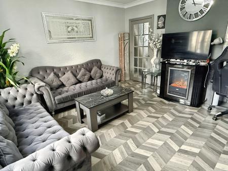 3 bedroom Semi-detached house for sale in Cordery Road, Evington, LE5