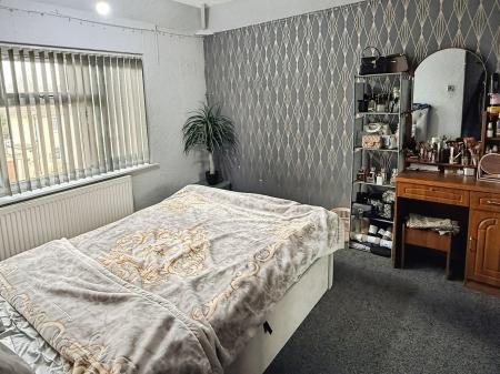 3 bedroom Semi-detached house for sale in Cordery Road, Evington, LE5