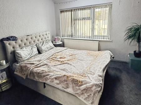 3 bedroom Semi-detached house for sale in Cordery Road, Evington, LE5