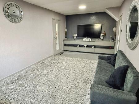 3 bedroom Semi-detached house for sale in Cordery Road, Evington, LE5