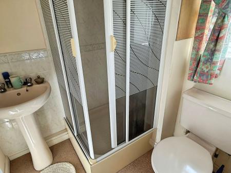 3 bedroom Detached house for sale in Lyncroft Leys, Scraptoft, LE7