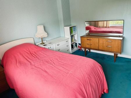 3 bedroom Semi-detached house for sale in Biggin Hill Road, Leicester, LE5