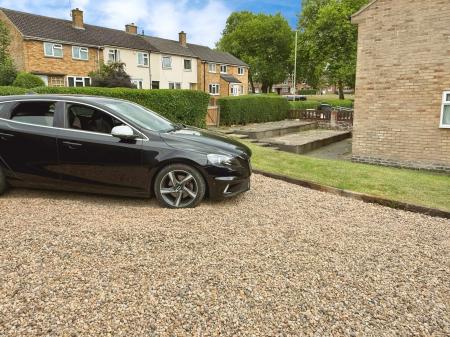 3 bedroom Semi-detached house for sale in Flatholme Road, Leicester, LE5