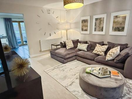 2 bedroom Semi-detached house for sale in Sangha Close, Leicester, LE3