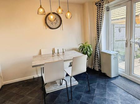 4 bedroom Semi-detached house for sale in Lady Jane Walk, Scraptoft, LE7