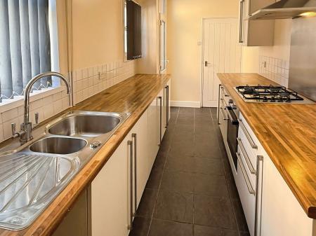 2 bedroom Terraced House for sale in Tyrrell Street, Leicester, LE3
