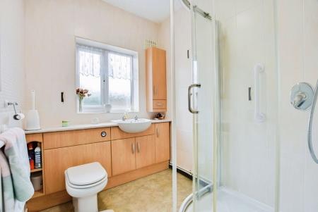 2 bedroom Semi-detached bungalow for sale in Calverton Avenue, Wigston, LE18