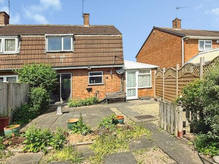 2 bedroom Semi-detached house for sale in Garnett Crescent, Leicester, LE2