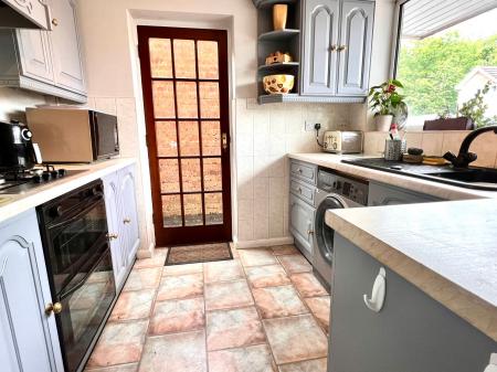 2 bedroom Detached bungalow for sale in Angus Close, Thurnby, LE7