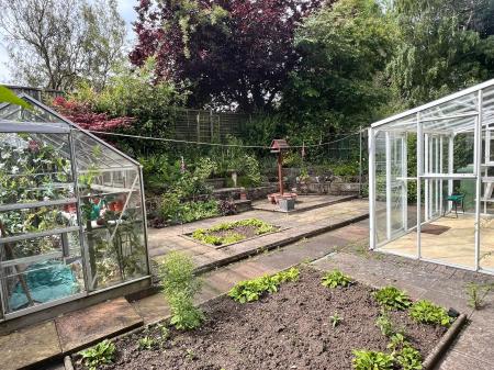 2 bedroom Detached bungalow for sale in Angus Close, Thurnby, LE7