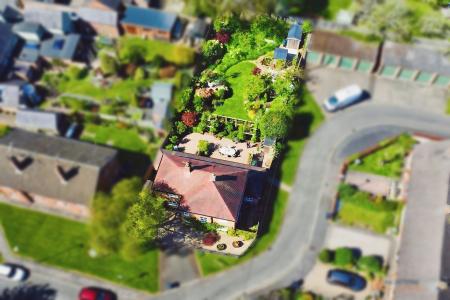Main Street, Bushby, LE7