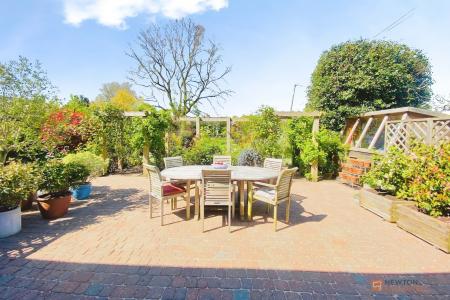 3 bedroom Detached house for sale in Main Street, Bushby, LE7