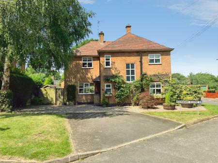 Main Street, Bushby, LE7