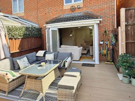 3 bedroom End of terrace house for sale in Richmore Road, Hamilton, LE5