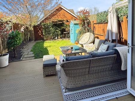 3 bedroom End of terrace house for sale in Richmore Road, Hamilton, LE5