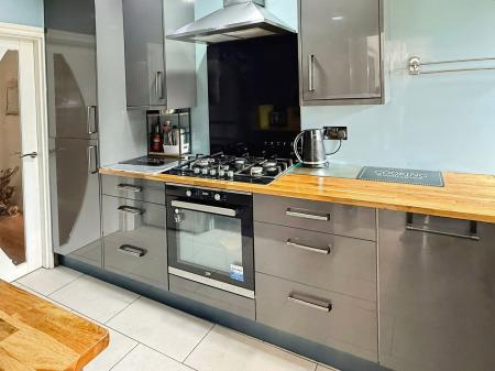 3 bedroom Detached bungalow for sale in Drury Lane, Oadby, LE2