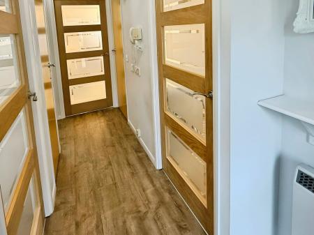2 bedroom Terraced bungalow for sale in London Road, Leicester, LE2