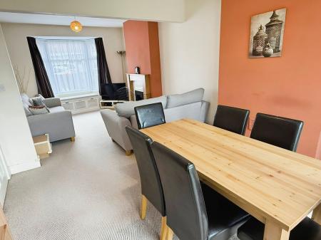3 bedroom Terraced House for sale in Vernon Road, Leicester, LE2