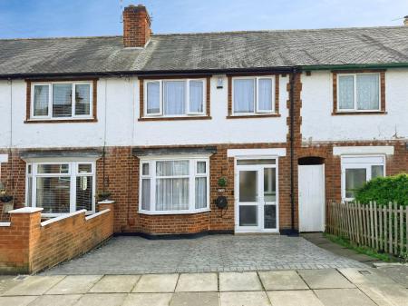 3 bedroom Terraced House for sale in Vernon Road, Leicester, LE2