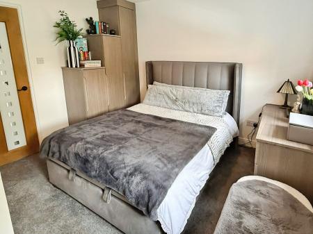 2 bedroom Semi-detached house for sale in Bryony Road, Hamilton, LE5