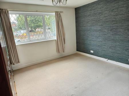 4 bedroom Detached house for sale in Hollies Way, Thurnby, LE7